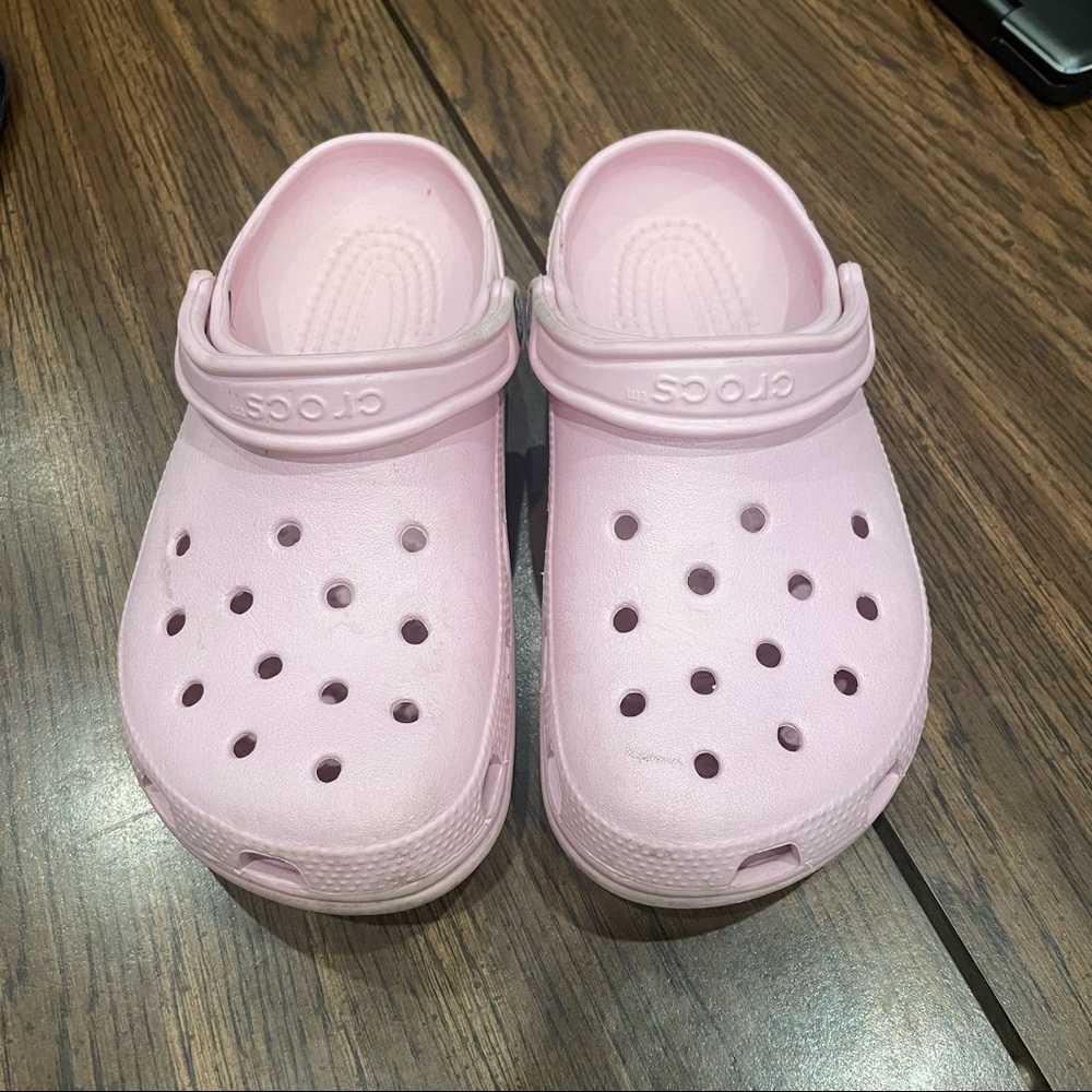 Pink Crocs - sz 8
